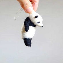 Load image into Gallery viewer, 2020 Lovely Akita Dog Cat Panda Raccoon Rabbit Animal Wool needle felting package material DIY Felted Kits Non-finished
